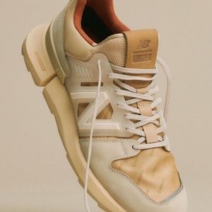 Meet your Posher, Howard